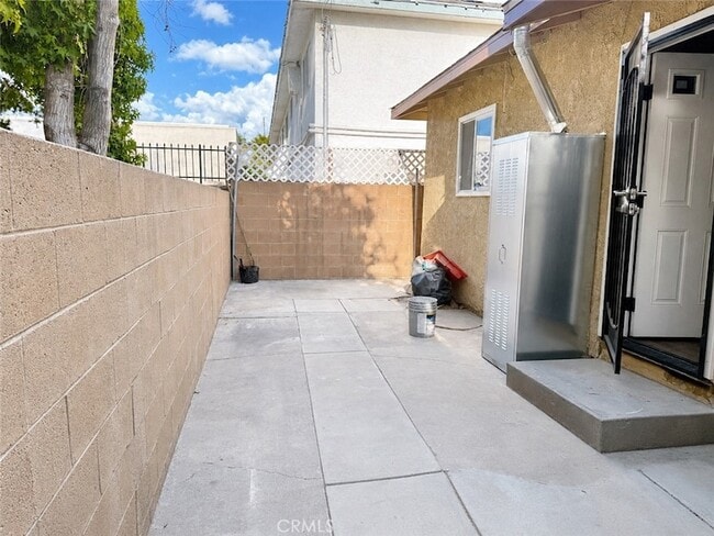 Building Photo - 15228 Normandie Ave