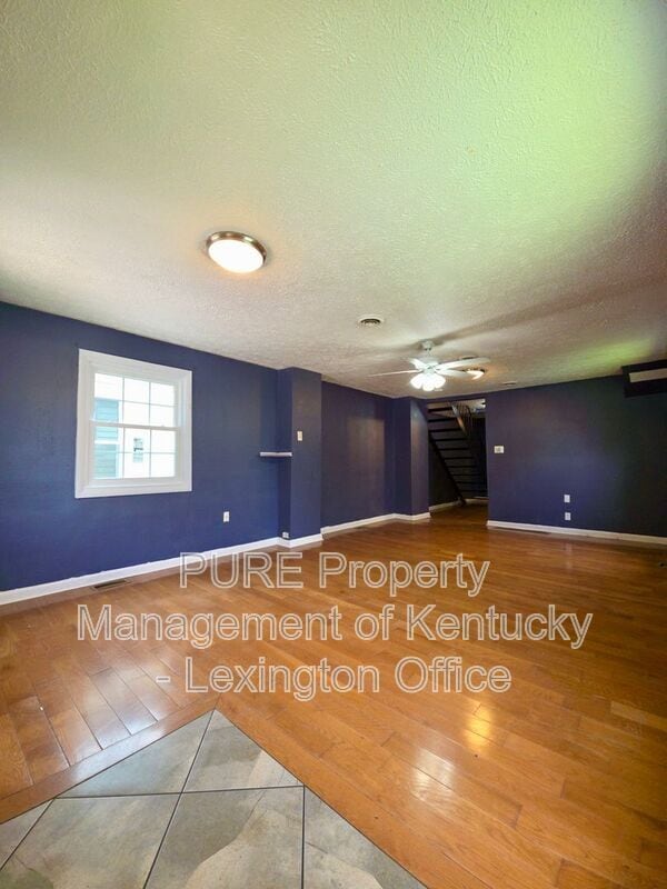 Photo - 194 Eddie St House