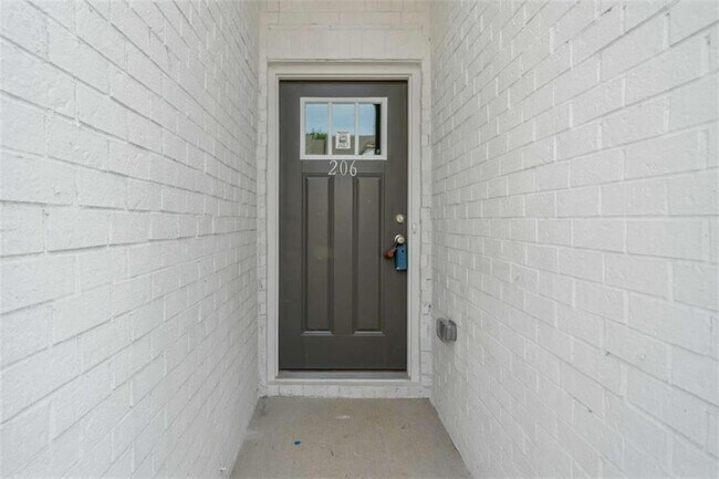 Foto del edificio - 206 Auburn Valley Wy