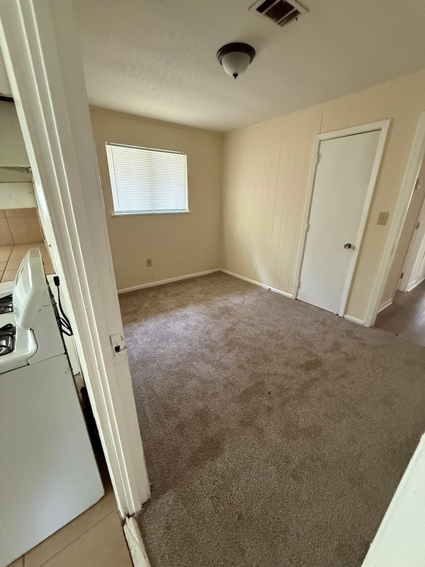 Photo - 1326 Cadillac Dr House