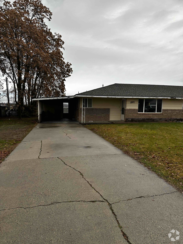 Building Photo - 1307 NW 24th St