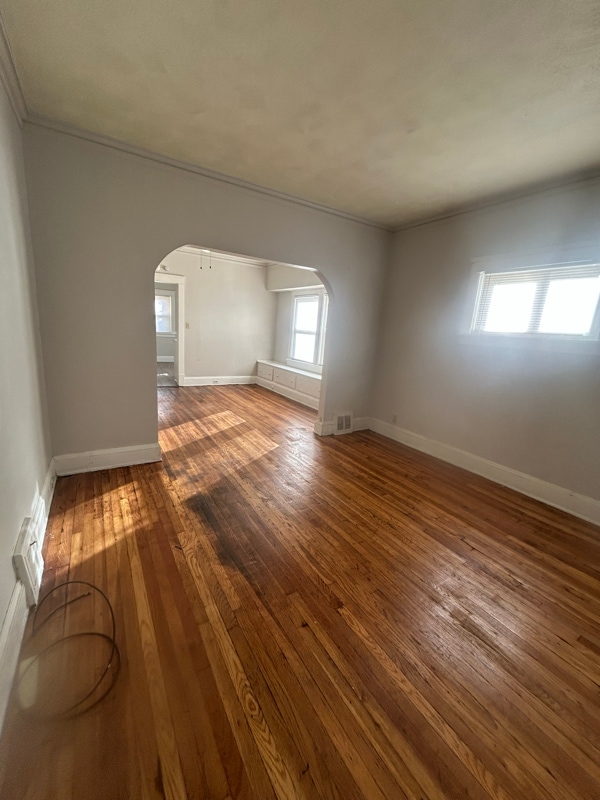 Building Photo - 10906 Revere Ave