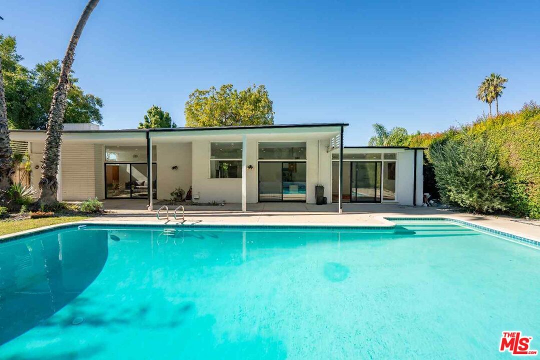 Foto principal - 3744 Cody Rd