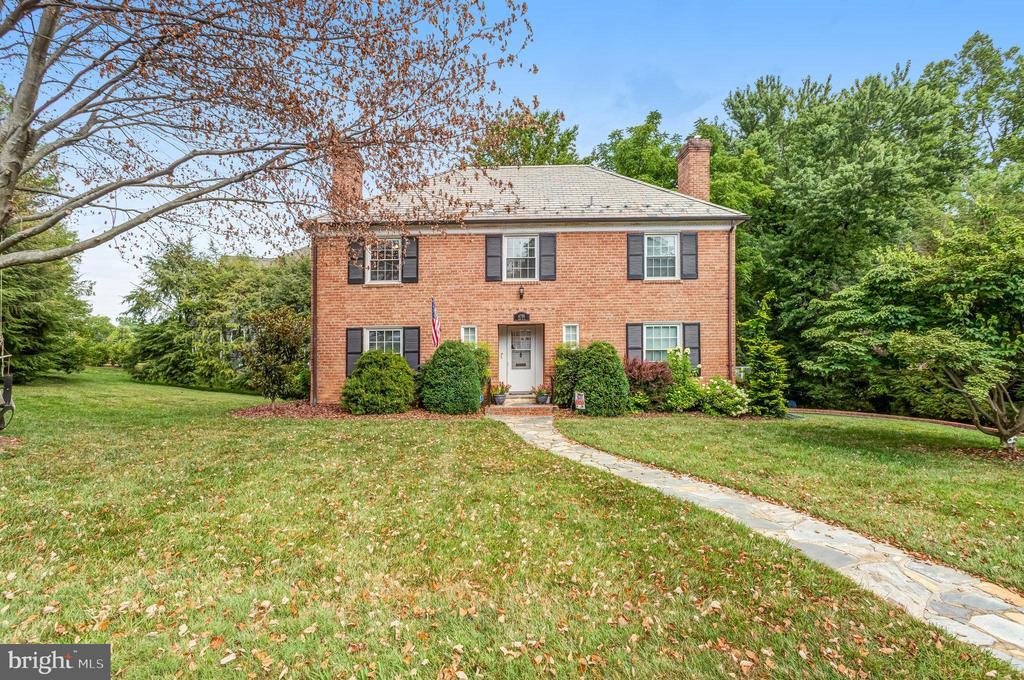 Foto principal - 4755 34th St N