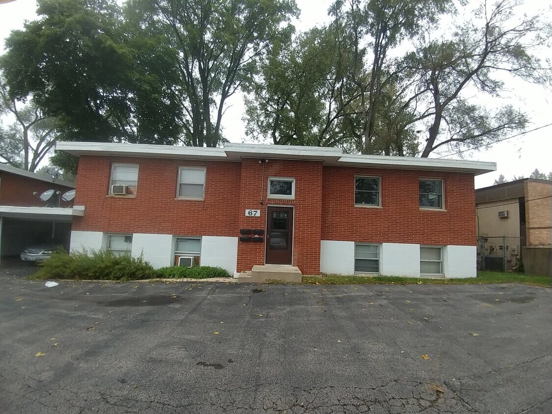 Primary Photo - 67 N Aldine St