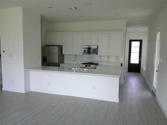 Building Photo - 12718 Dog Canyon Trl
