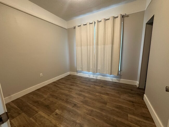 Building Photo - Welcome to your dream home in Russellville, AR!