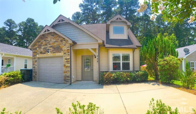 Foto del edificio - 752 Grove Creek Ln