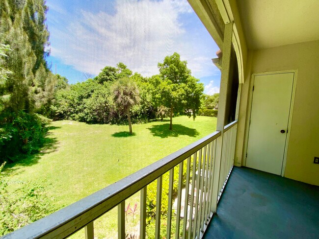 Foto del edificio - 815 Boynton Beach Blvd