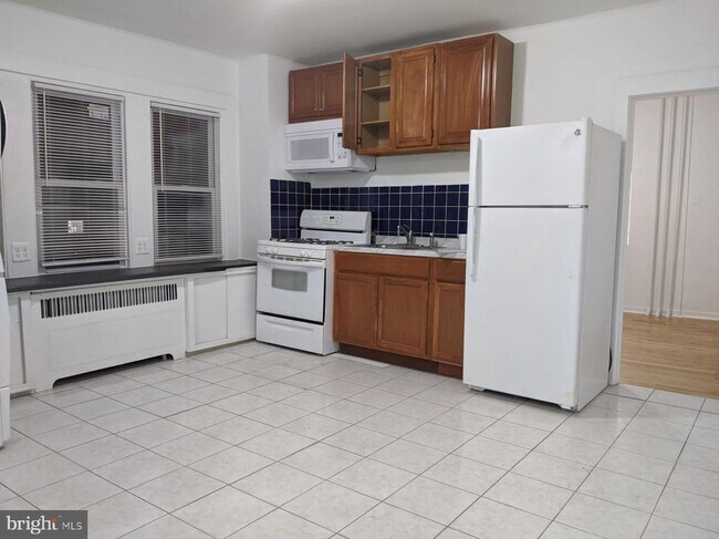 Foto del edificio - 5871 N 6th St