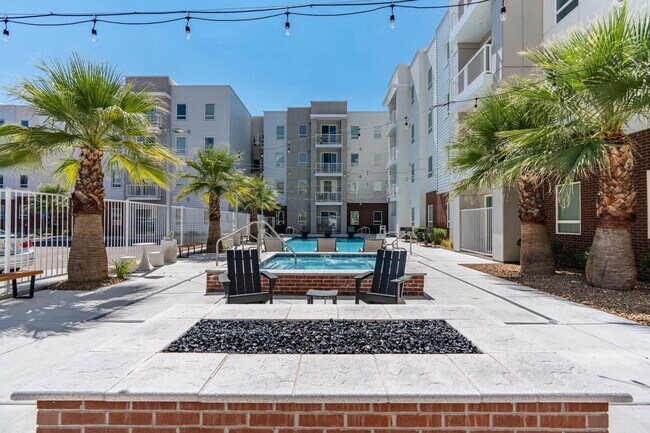 Foto del edificio - 605 Place Student Housing & Co-Living