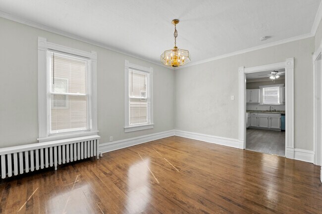 DR - 331 Des Plaines Ave