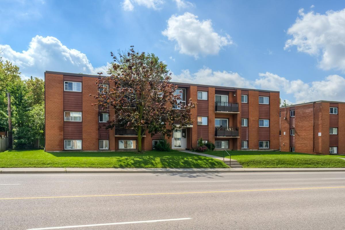 161 University Ave E, Waterloo, ON N2J 3S6 Apartments - 161 University ...