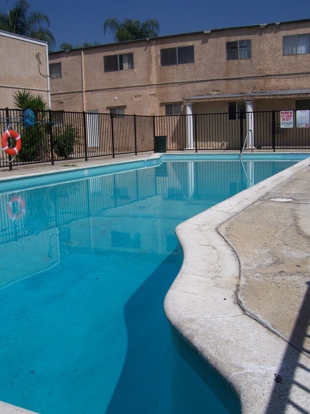 Foto del edificio - 5610 Welland Ave