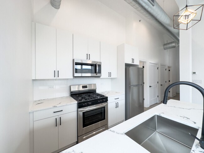 Foto del edificio - 4731 N Western Ave