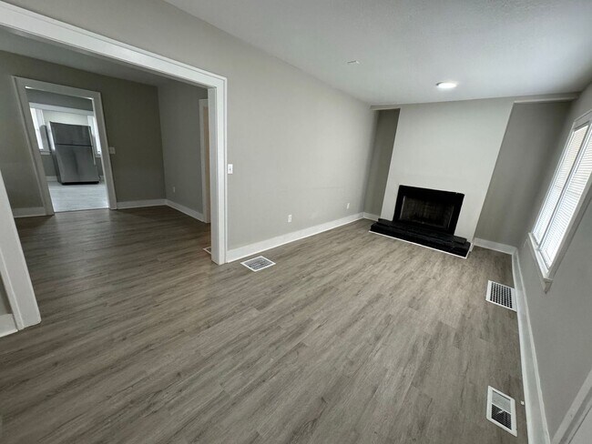 Foto del edificio - COMING SOON! Newly Renovated 3 Bed, 2 Bath...