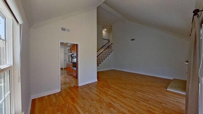 Foto del edificio - 1013 Powell Dr