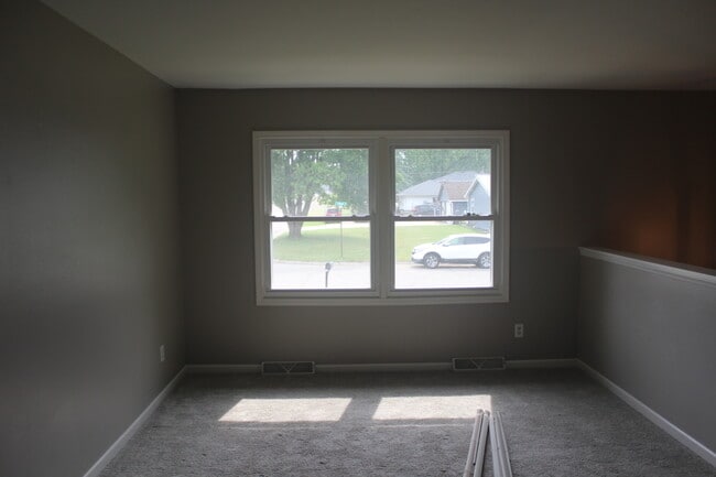 Building Photo - 2028 S Osborne Ave