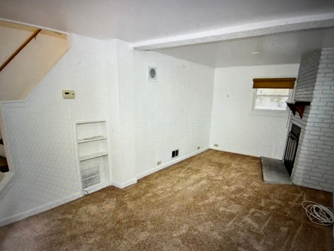 4 Greenbriar Ct, East Rochester, NY 14445 House Rental in East