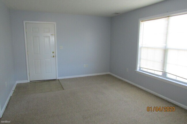 Foto del edificio - 102 Hurstfield Dr