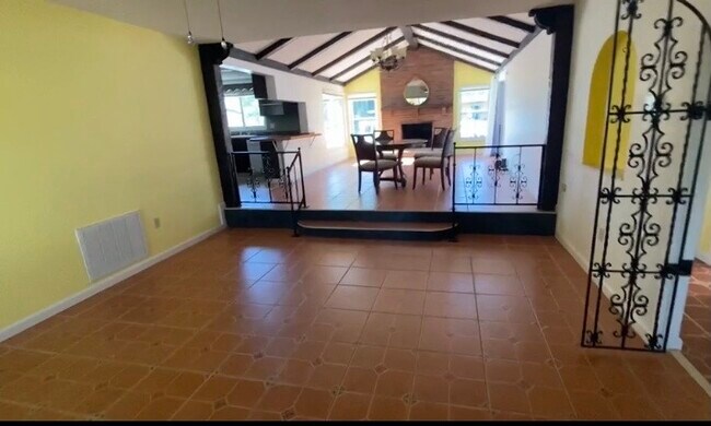 Foto del edificio - 7527 Hatteras Dr