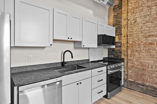 Building Photo - 266 E Michigan Ave