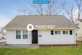 Building Photo - 1290 Elderwood Ave