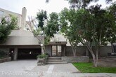 Primary Photo - 330 N Maple St