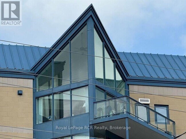 Photo du bâtiment - 1455 2nd Ave W