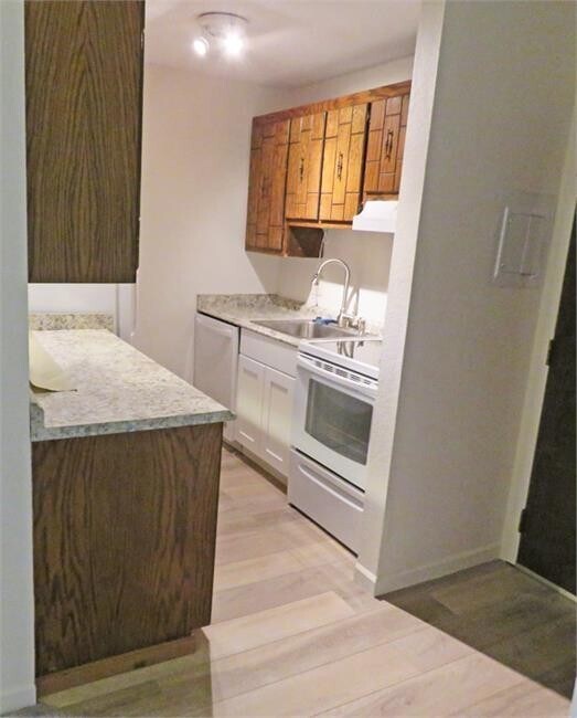 Foto del edificio - One Bedroom Condo Available For Rent in Bo...