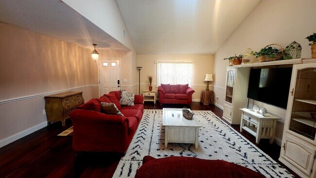 Building Photo - The Woodlands of Palm Coast- FURNISHED- 4 Bedroom 2 Bath- Long Term