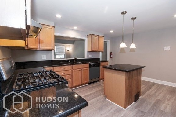 Building Photo - NOW AVAILABLE! - 20 Taunton Road, Medford ...