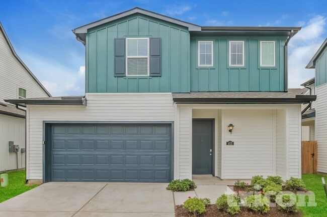 Building Photo - 9835 Willow Creek Commerce Dr
