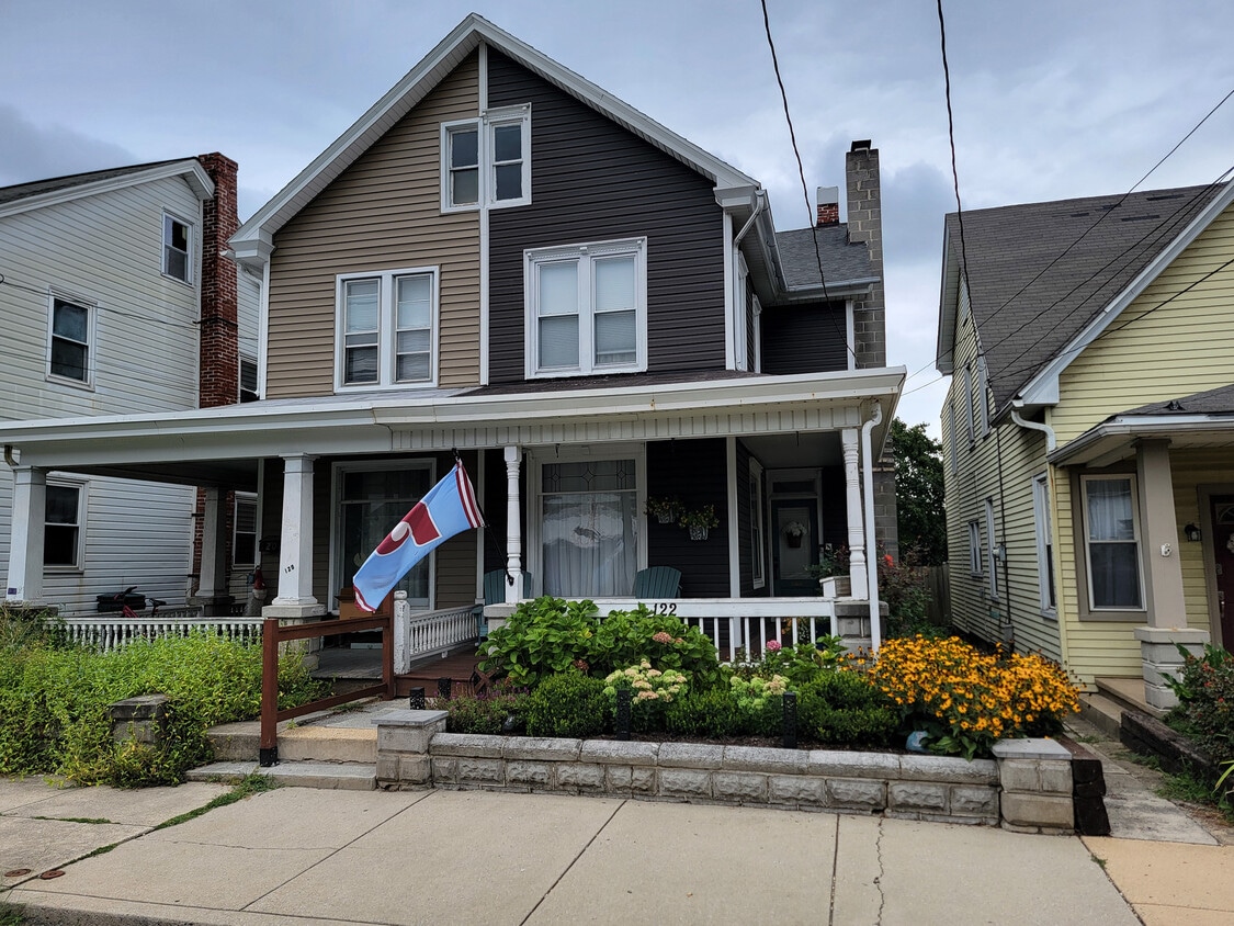 Primary Photo - 122 Washington Ave