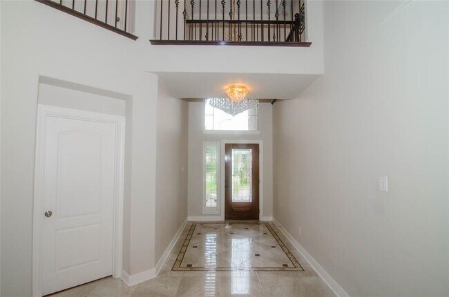 Building Photo - 1632 Lakeside Enclave Dr