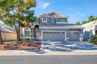 Building Photo - 9317 Sienna Ridge Dr