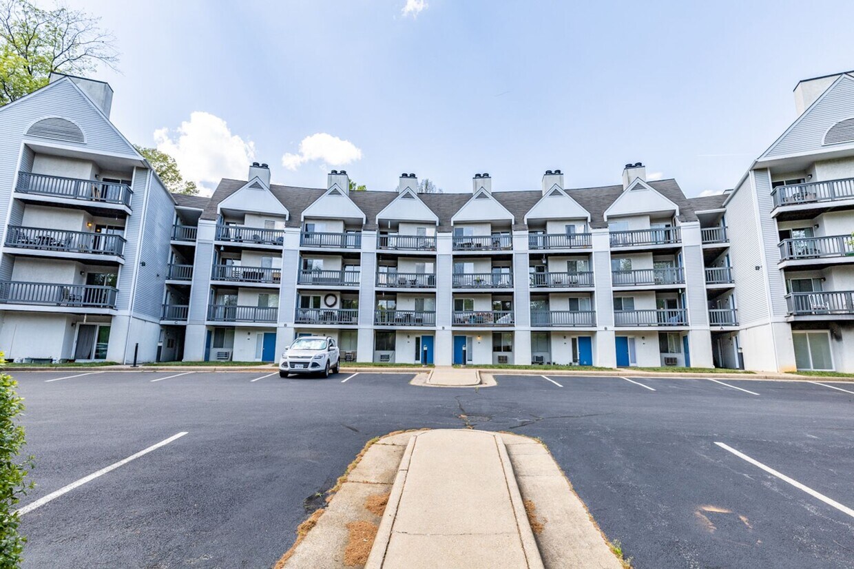 Primary Photo - Cedars Court