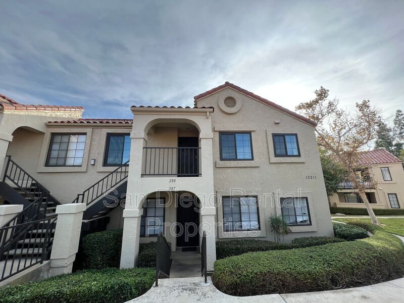 Primary Photo - 13211 Wimberly Square