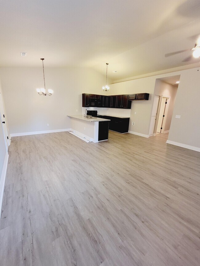 Building Photo - 3732 N Tyler Ct