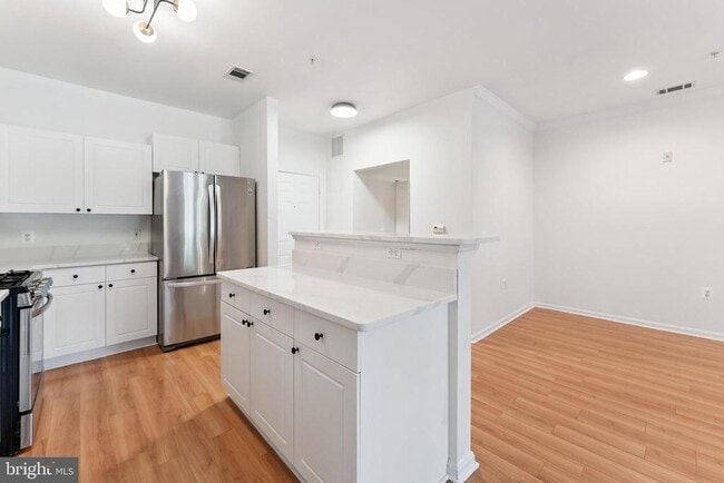Building Photo - 3851 Aristotle Ct