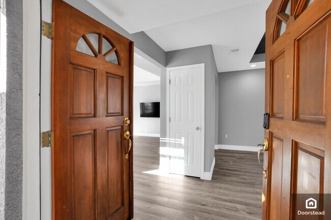 Foto del edificio - 43426 Lindenwood St