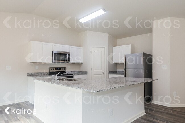 Foto del edificio - 1699 Amberlight Circle