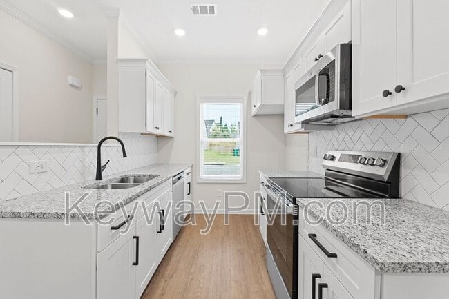 Foto del edificio - 5029 Greer Dr