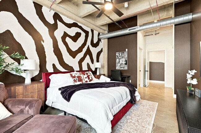 Foto del edificio - 708 E 18th St