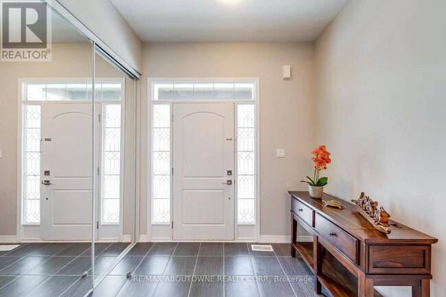 Building Photo - 3302 Jacob Way