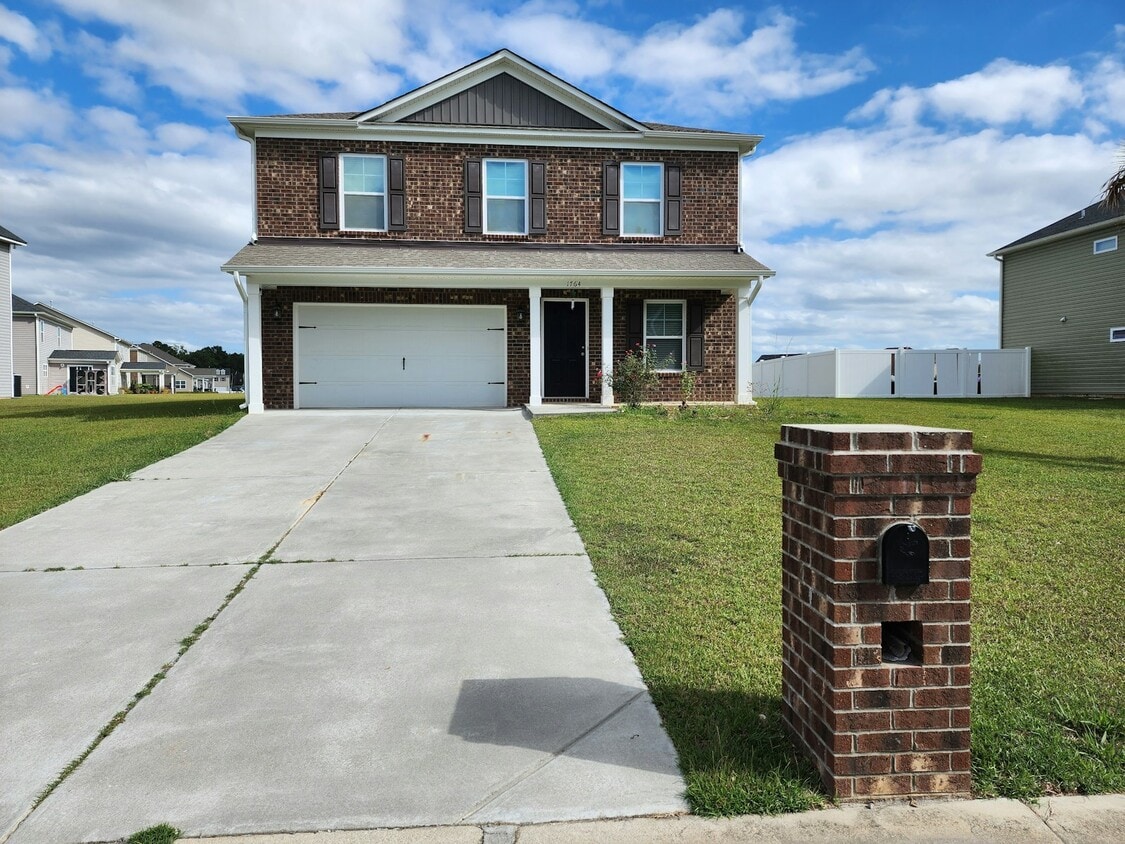 Foto principal - 1764 Lake Wateree Dr