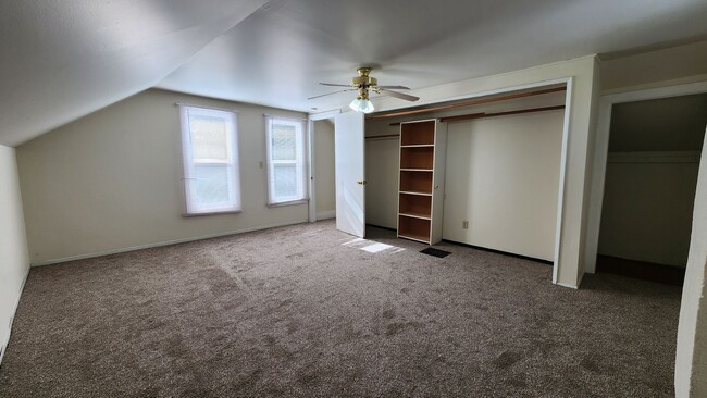 Building Photo - South Hill Home!! Coming Soon!