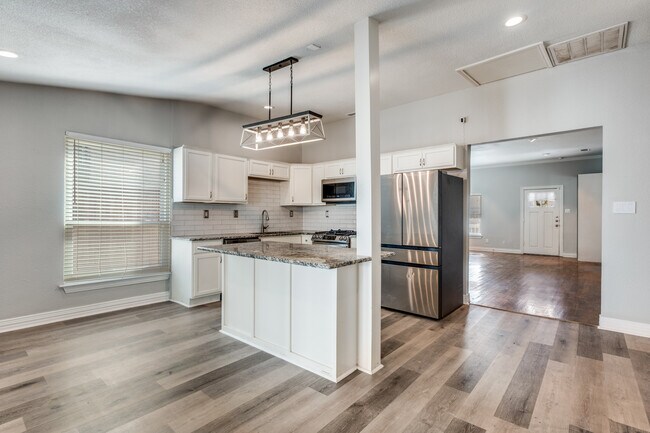 Foto del edificio - 513 Melba St