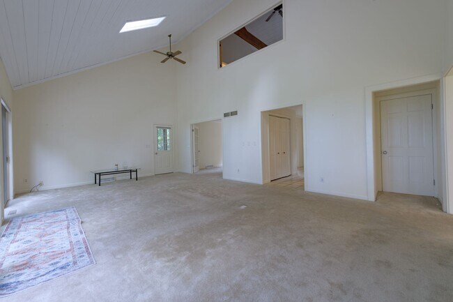 Building Photo - 4412 Drexel Pl