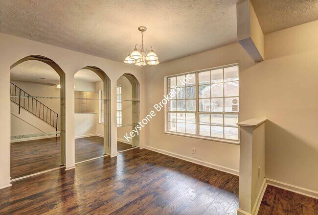 Foto del edificio - 2597 Stratford Ln